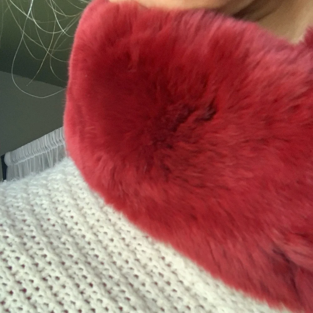 Scarlet Rex Rabbit Fur Collar - Picture 4 of 8